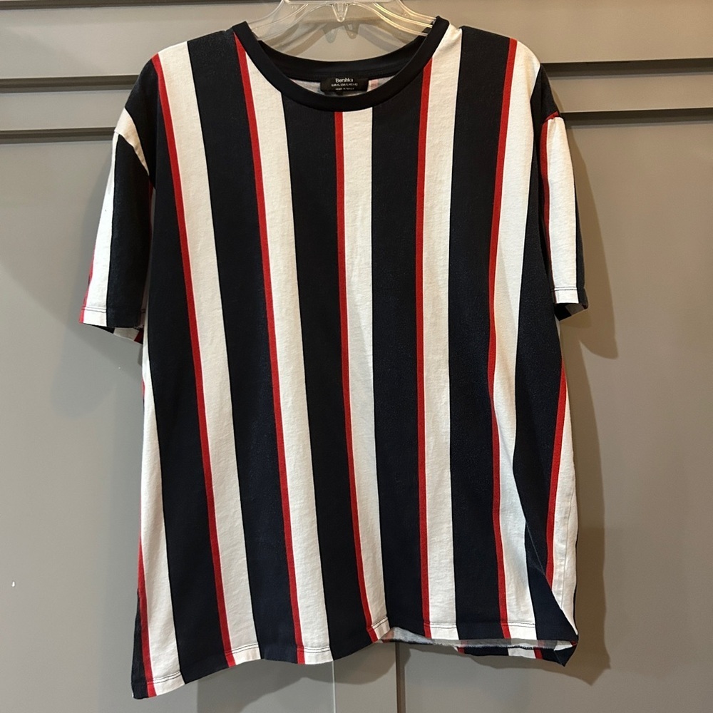 Bershka Men’s Vertical Strips Red White Navy Relaxed Short Sleeve Tee XL